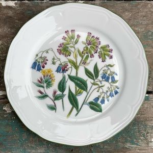 Bareuther Waldsassen white floral salad plate Bavaria Germany 252